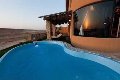 וילה קו הנוף מצפה רמון - הבריכה