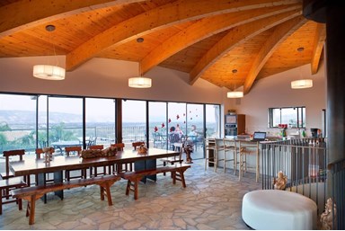 וילה גליליי נוף לכנרת - החצר והבריכה