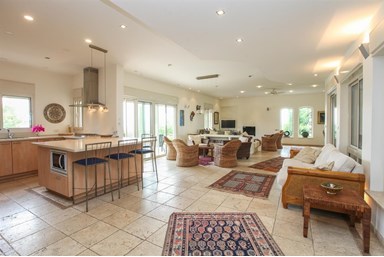 וילה הבית באלמגור - החדרים בוילה