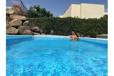 וילה לב כנרת - החצר והבריכה