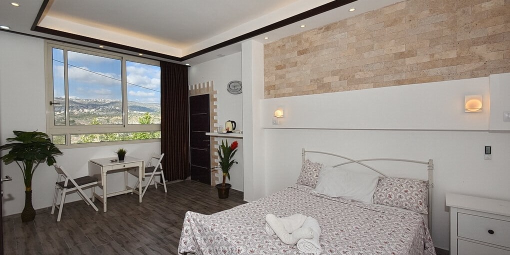 וילה תולין חדר משפחתי (2).JPG