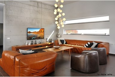 וילה ואלי - החצר והבריכה