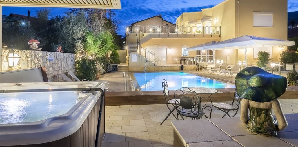 וילה אחוזת וילאר ערב_5_booking.jpg