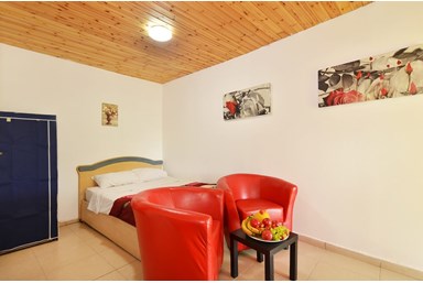 וילה פרדייז בכפר - הבקתות