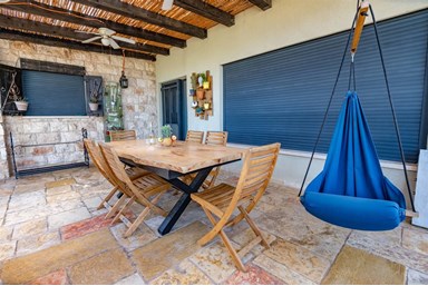 וילה לה קאסה - החצר והבריכה