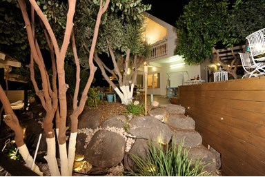 וילה לוז כנרת - מתחם החצר