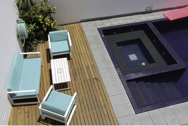 וילה גרדניה - בריכה מחוממת