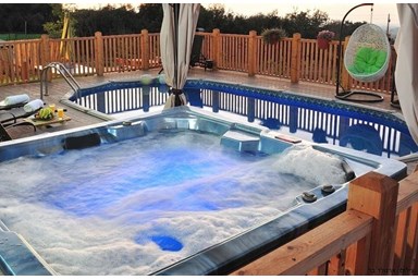 וילה כרמל בלבן - וילה אחוזת כרמל