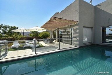 וילה אחוזת אמזונס - מתחם החוץ