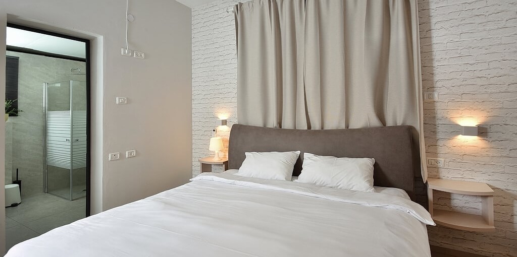 וילה קרולינה חדר שינה (11).jpg