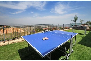 וילה נוף לגליל - החצר והבריכה