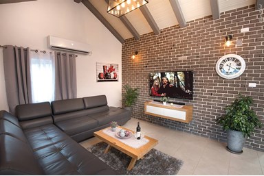 וילה אחוזת נטלי - הוילה