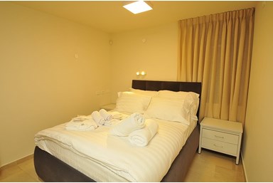 וילה בקצה ההר - וילה 6 חדרים