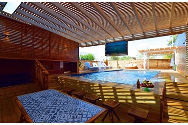 וילה לונה בוטיק