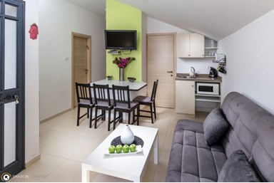 וילה בקתות קסם בלבן