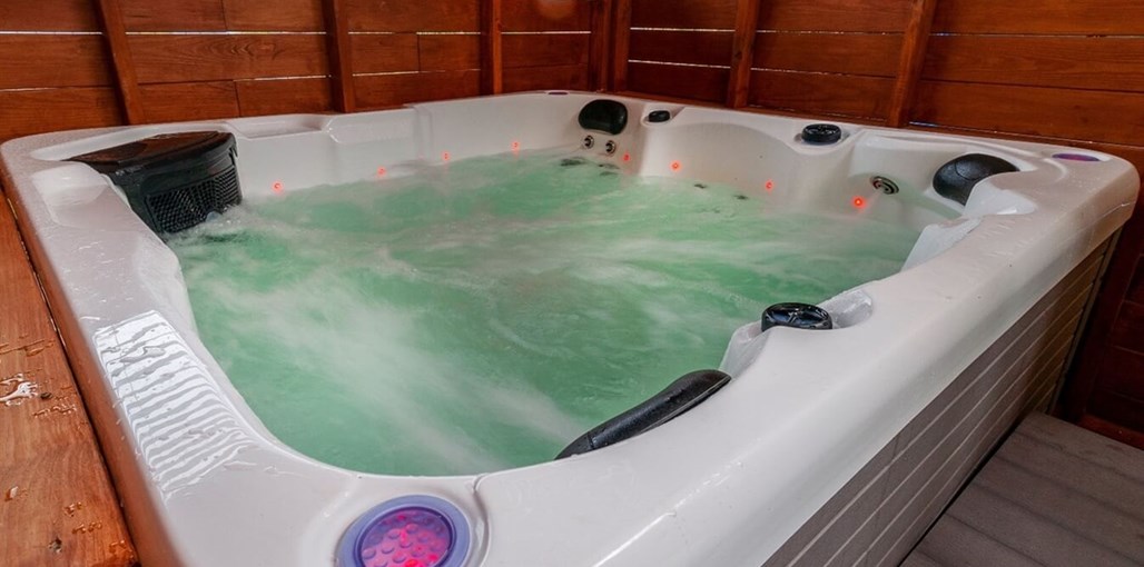 צמרת ביבניאל צמרת ביבניאל - החצר, הבריכה והמשחקייה (11).jpg