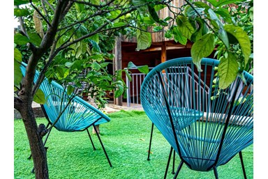 וילה אחוזת אור הגליל  - החצר האחורית (ג'קוזי ובריכה)