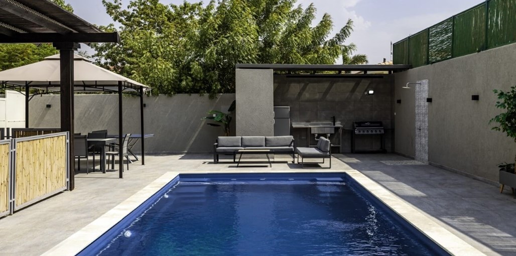 YalaRent וילת הקיסר 2.jpg