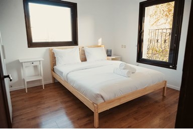 וילה מול תכלת