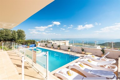 וילה ברוק – Villa  Brook   - מתחם החוץ