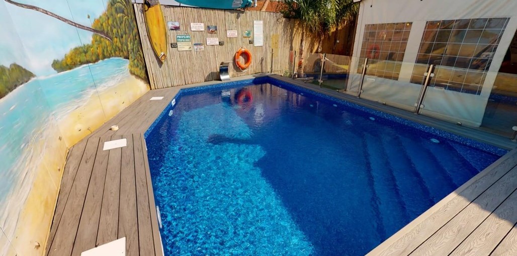 וילה בורה בורה החצר (4).jpeg