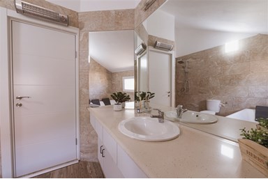 וילה טי האוס - Villa T House - הוילה