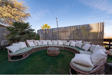 וילה טי האוס - Villa T House - החצר