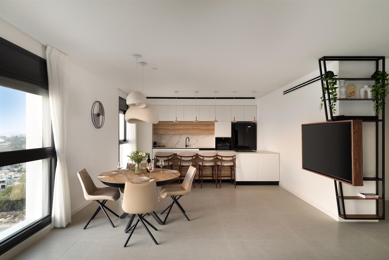 סוויטת יוקרה שירה על הים