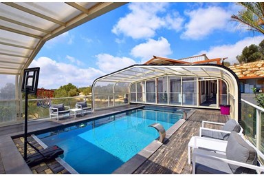 וילה אחוזת ראש ההר - מתחם החוץ