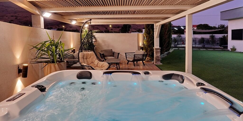 וילה שמר עמק המעיינות ג'קוזי (4).jpg