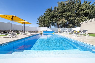 וילה אחוזת עומרי - מתחם החוץ