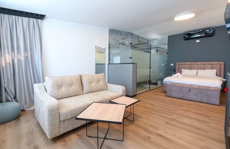 וילה רז בכנרת פנים (4).jpg