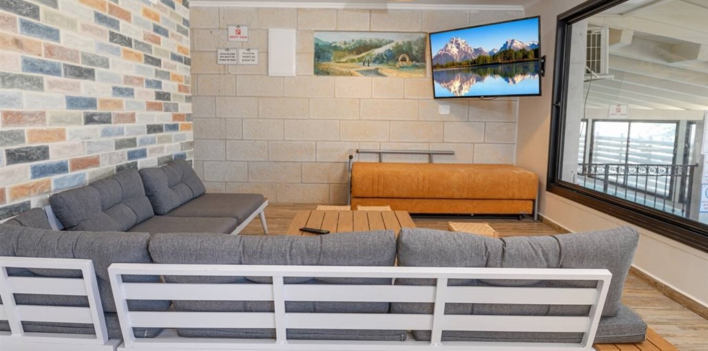 לה וילה בית ג'אן חצר ובריכה (7).jpg