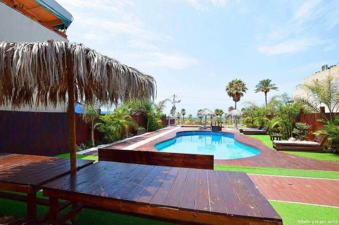 וילה בנג'מין על הים הבריכה (1).jpeg