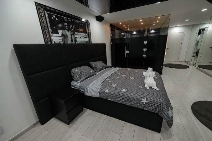 וילה בנג'מין על הים פנים הוילה (14).jpeg