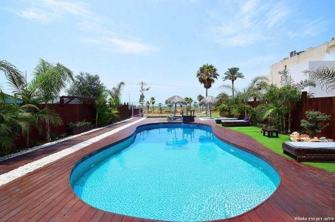וילה בנג'מין על הים הבריכה (2).jpeg