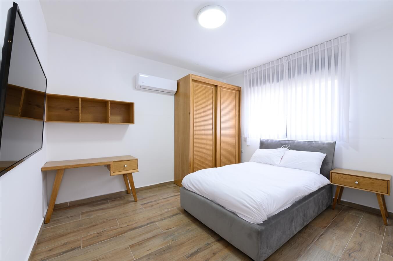 לירוי יוקרה