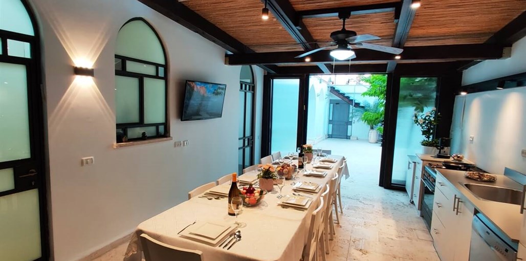 וילת חאן הארגמן טרקלין האבירים חאן הארגמן (2).jpg