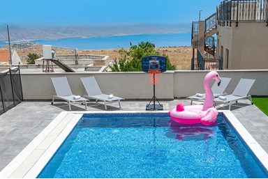 וילה אחוזת לידר - מתחם החוץ