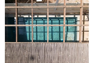 וילה H26 - החצר והבריכה 