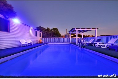 וילה נופש לורין