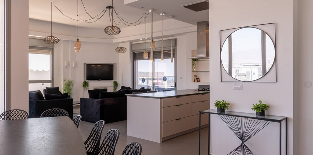 פנטהאוז קסם המפרץ מתחם הפנים (12).jpg