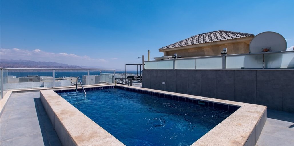 פנטהאוז קסם המפרץ מתחם החוץ (6).jpg